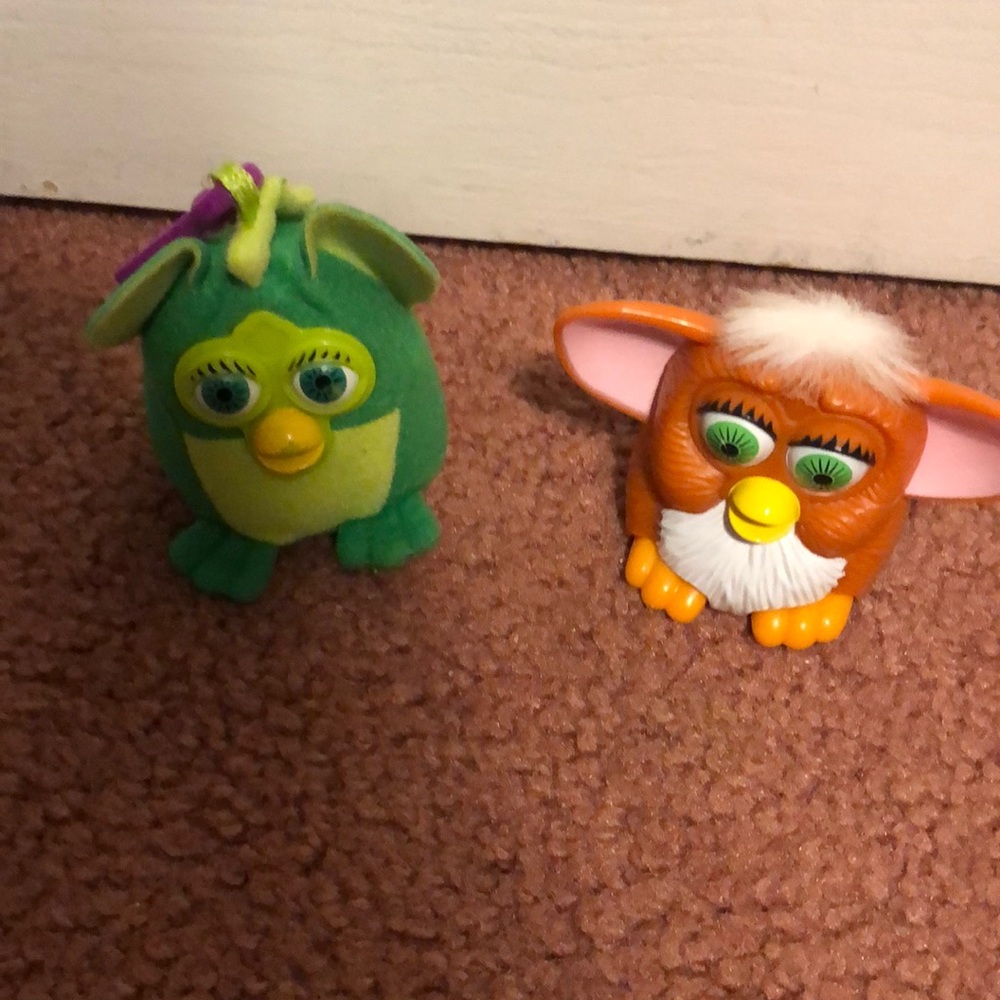 2 McDonald’s Vintage Furbies